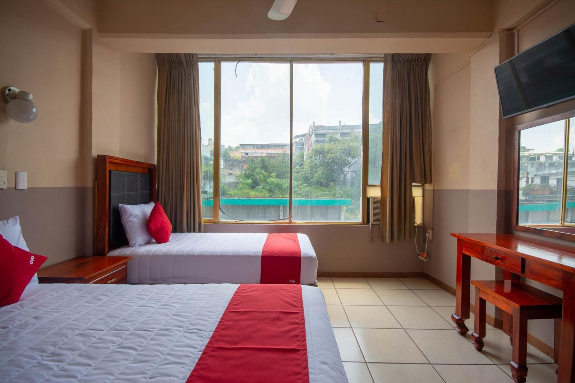 Oyo Hotel Totonacapan, Papantla Buitenkant foto